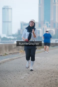 Runner Photo 4316417