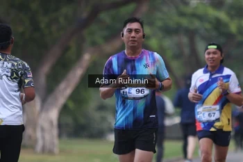 Runner Photo 4316420