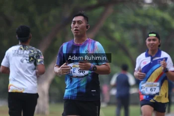 Runner Photo 4316423