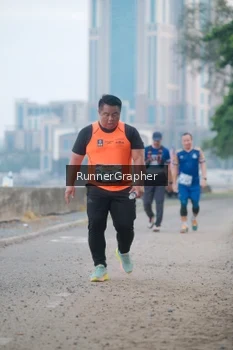 Runner Photo 4316425