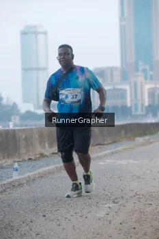 Runner Photo 4316433