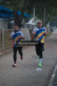 Runner Photo 4316435