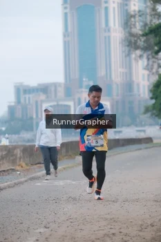 Runner Photo 4316440