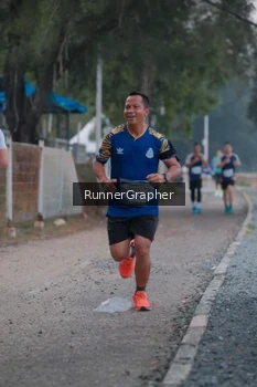 Runner Photo 4316450