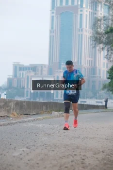 Runner Photo 4316468