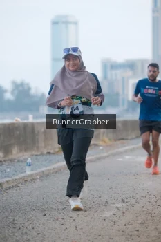 Runner Photo 4316475