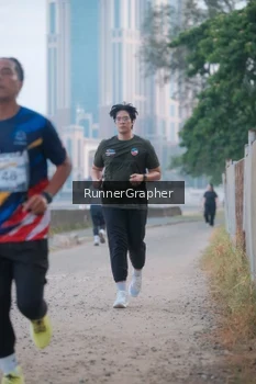 Runner Photo 4316478