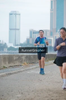 Runner Photo 4316487