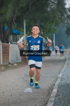 Runner Photo 4316490