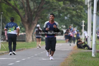 Runner Photo 4316502