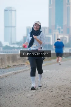 Runner Photo 4316511