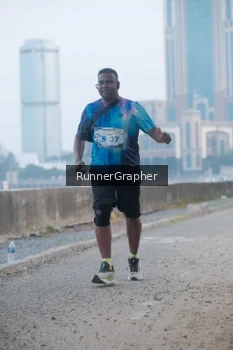 Runner Photo 4316513