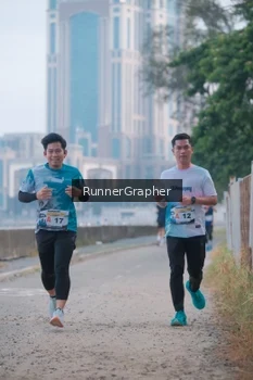 Runner Photo 4316518