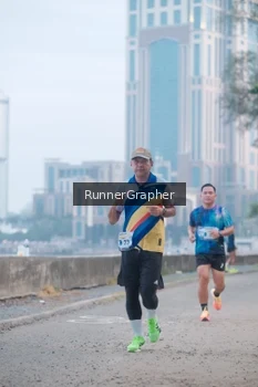 Runner Photo 4316526