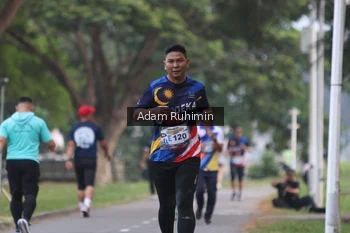 Runner Photo 4316539
