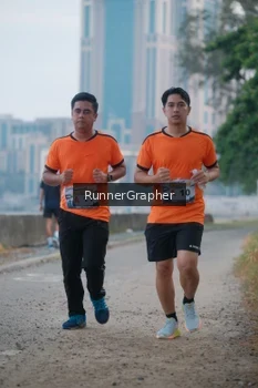Runner Photo 4316540