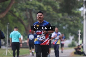 Runner Photo 4316542
