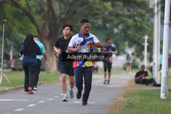 Runner Photo 4316551