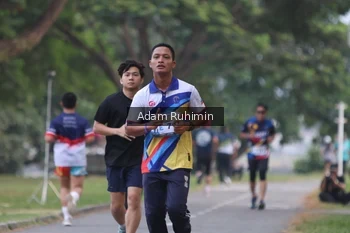 Runner Photo 4316556