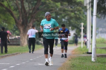 Runner Photo 4316571