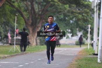 Runner Photo 4316598
