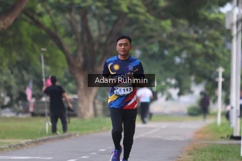 Runner Photo 4316600
