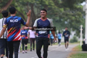 Runner Photo 4316615