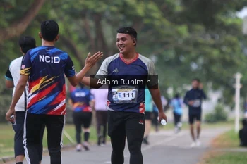 Runner Photo 4316617