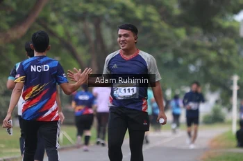 Runner Photo 4316618
