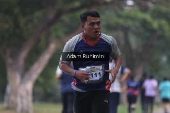 Runner Photo 4316624