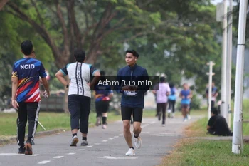Runner Photo 4316631