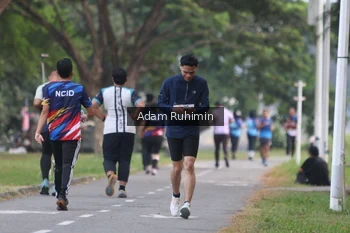 Runner Photo 4316632