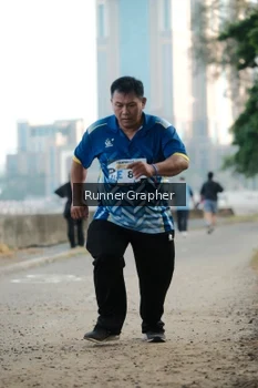 Runner Photo 4316634