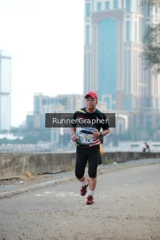 Runner Photo 4316644