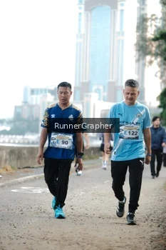 Runner Photo 4316650