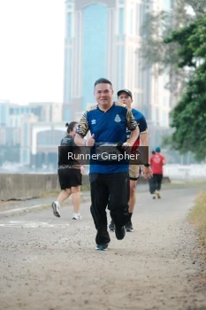 Runner Photo 4316654
