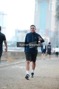 Runner Photo 4316668