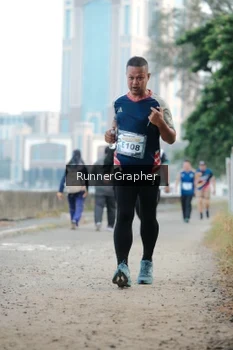 Runner Photo 4316693