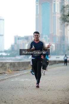 Runner Photo 4316697