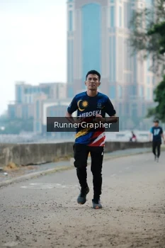 Runner Photo 4316722