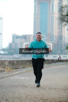 Runner Photo 4316723