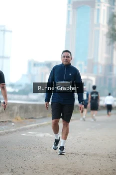 Runner Photo 4316741