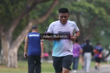 Runner Photo 4316742