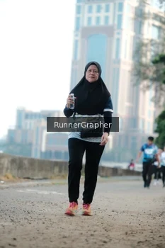 Runner Photo 4316743