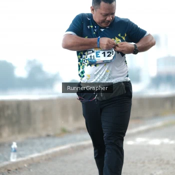 Runner Photo 4316751