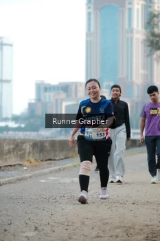 Runner Photo 4316758