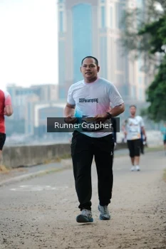 Runner Photo 4316764