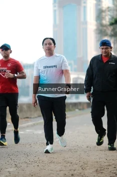 Runner Photo 4316793