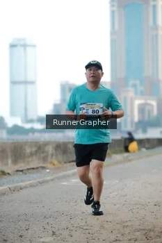 Runner Photo 4316795