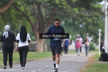 Runner Photo 4316814